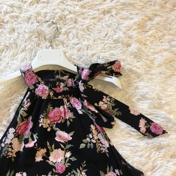 𝗙𝗹𝗼𝗿𝗮𝗹 𝗙𝗹𝗼𝘄𝘆 𝗧𝗮𝗻𝗸 𝗧𝗼𝗽 - Picture 5 of 8